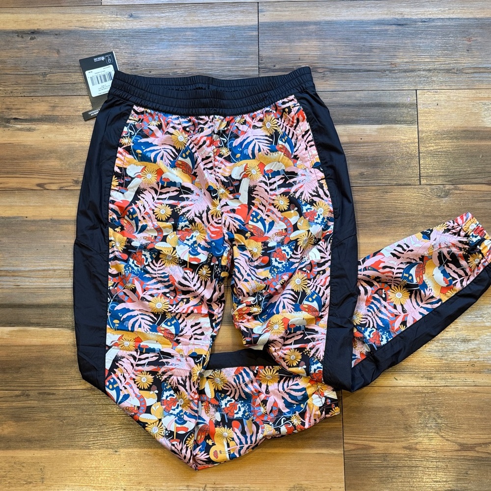 TNF Windwall  Wind Pants
